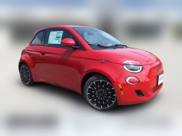 2024 FIAT 500e INSPI(RED)