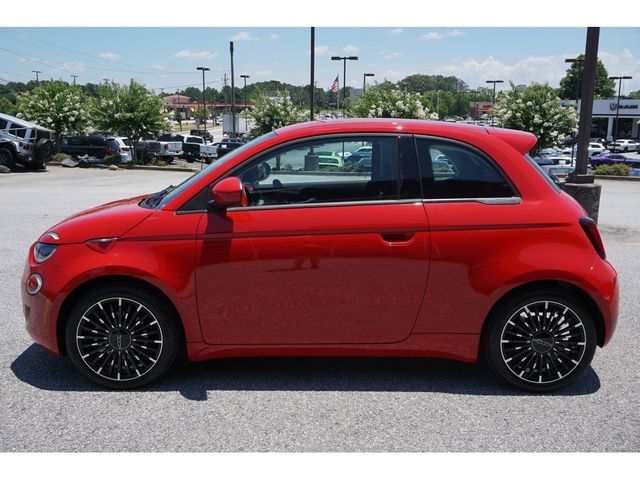 2024 FIAT 500e 