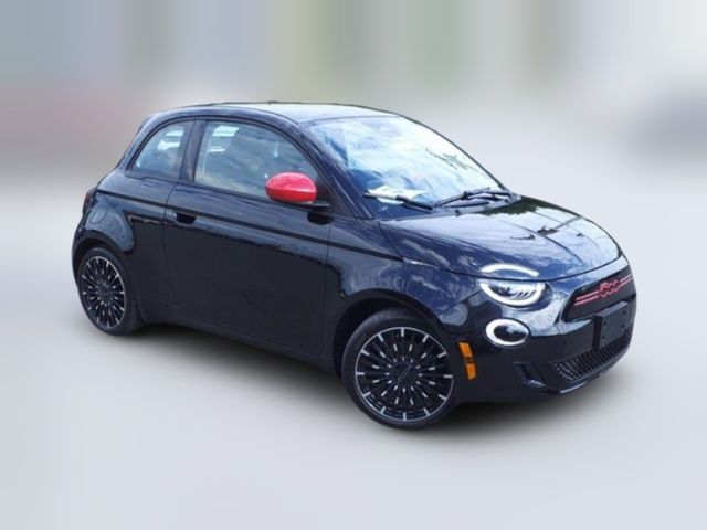 2024 FIAT 500e 