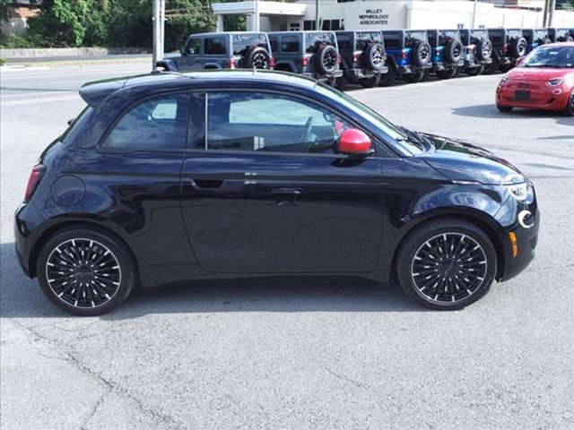 2024 FIAT 500e 