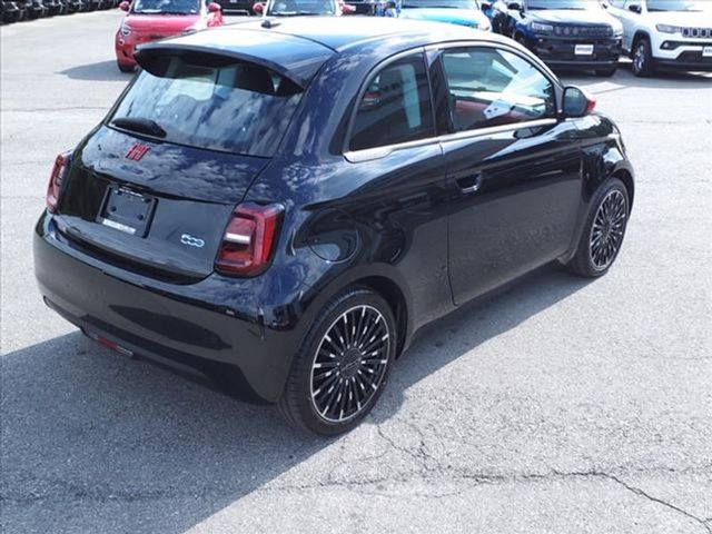 2024 FIAT 500e 