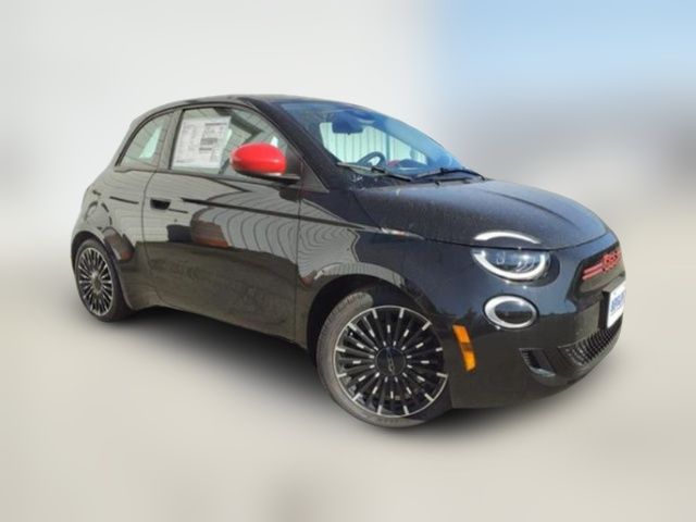 2024 FIAT 500e Music