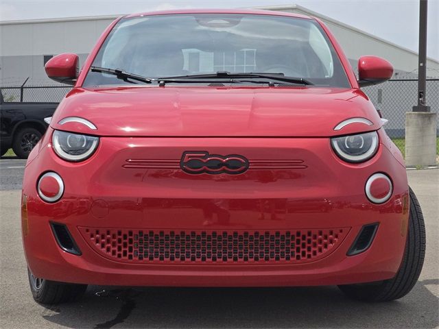 2024 FIAT 500e INSPI(RED)