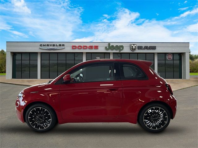 2024 FIAT 500e 