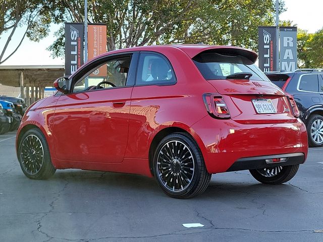 2024 FIAT 500e 