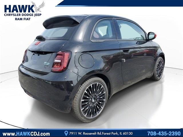 2024 FIAT 500e Music