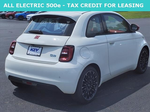 2024 FIAT 500e 