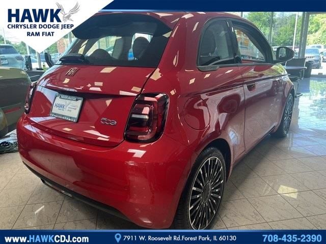 2024 FIAT 500e 