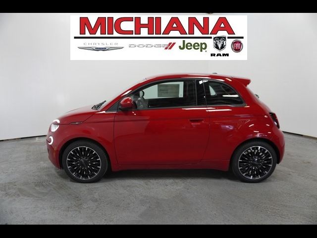 2024 FIAT 500e INSPI(RED)