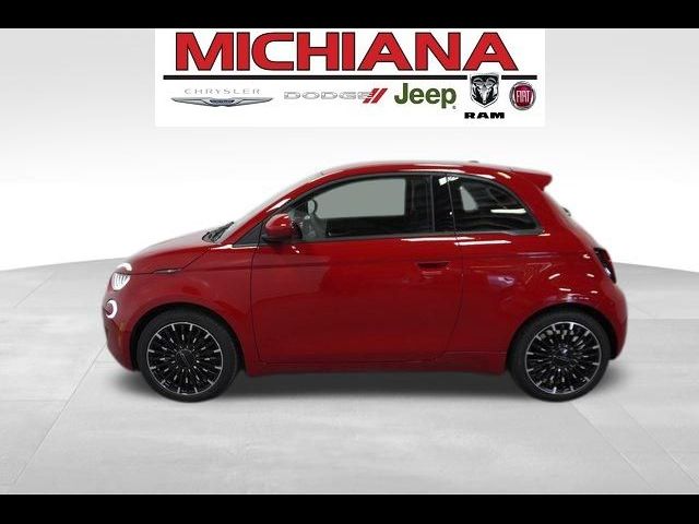 2024 FIAT 500e INSPI(RED)