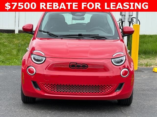 2024 FIAT 500e 