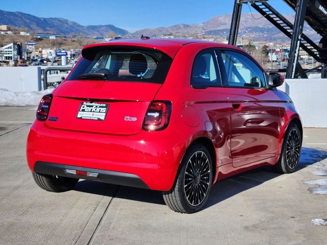 2024 FIAT 500e INSPI(RED)