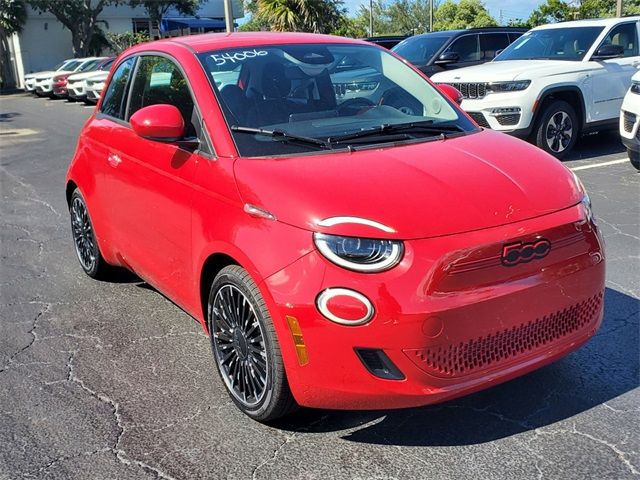 2024 FIAT 500e INSPI(RED)