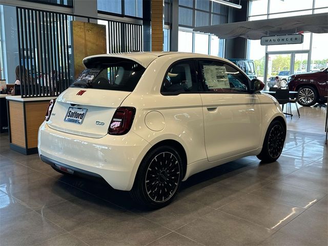 2024 FIAT 500e 