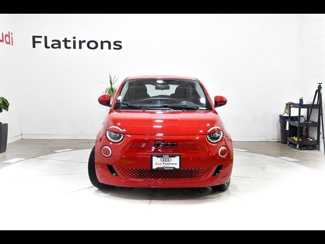 2024 FIAT 500e INSPI(RED)