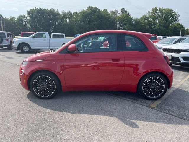 2024 FIAT 500e 