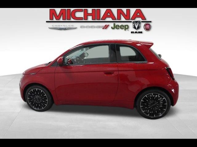 2024 FIAT 500e INSPI(RED)