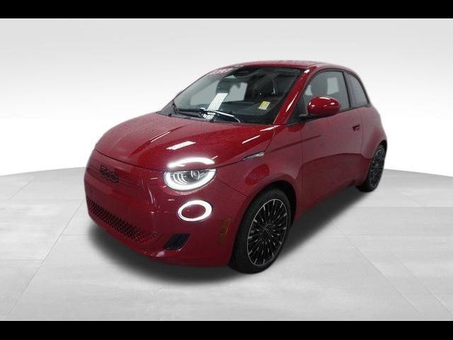 2024 FIAT 500e INSPI(RED)