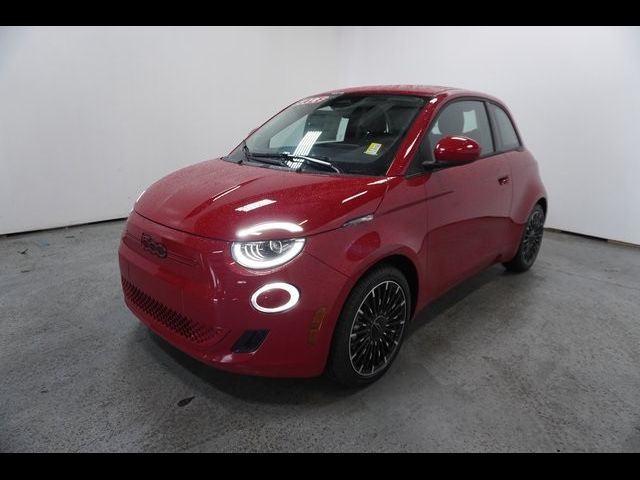 2024 FIAT 500e INSPI(RED)