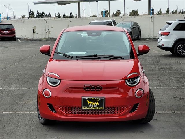 2024 FIAT 500e INSPI(RED)