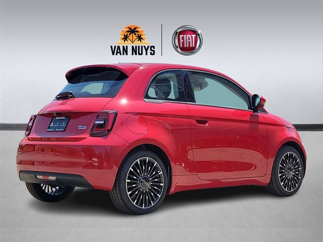 2024 FIAT 500e 