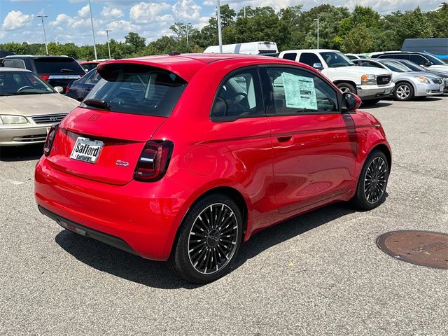 2024 FIAT 500e 