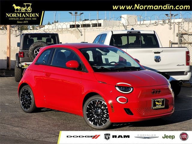 2024 FIAT 500e 