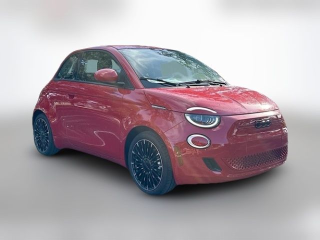 2024 FIAT 500e 