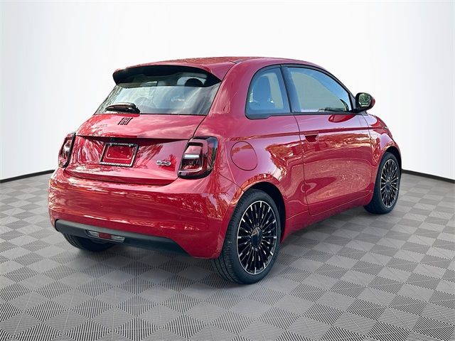 2024 FIAT 500e 