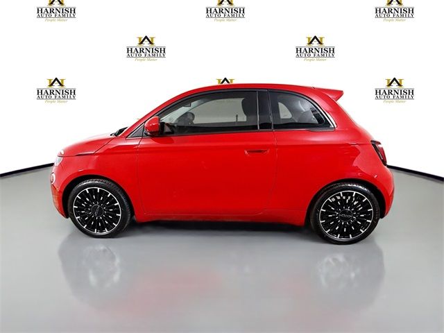 2024 FIAT 500e INSPI(RED)