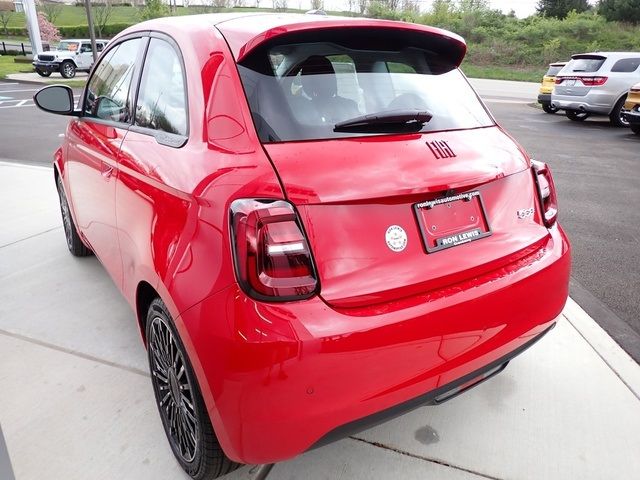 2024 FIAT 500e 