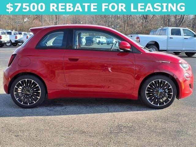 2024 FIAT 500e INSPI(RED)