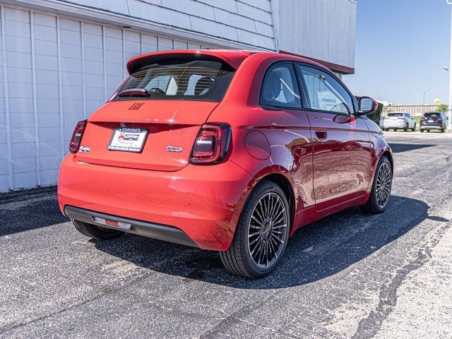 2024 FIAT 500e INSPI(RED)