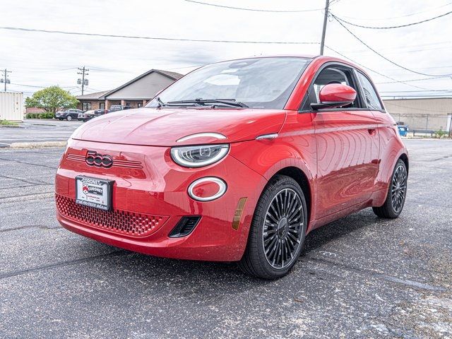 2024 FIAT 500e 