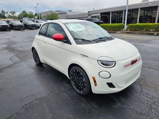 2024 FIAT 500e 