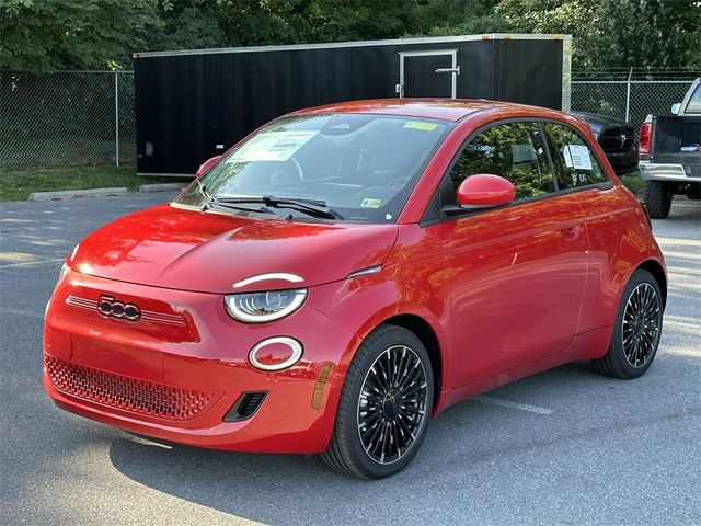 2024 FIAT 500e 