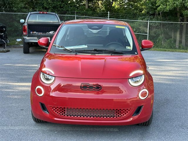 2024 FIAT 500e 