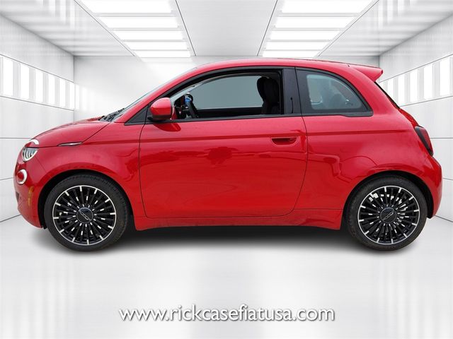 2024 FIAT 500e 