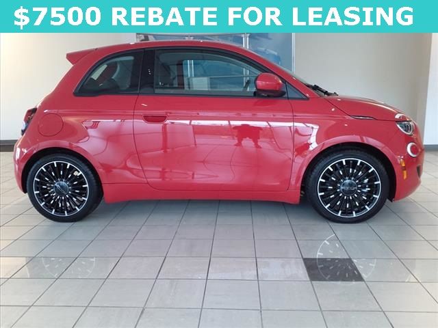 2024 FIAT 500e INSPI(RED)