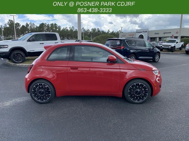 2024 FIAT 500e 