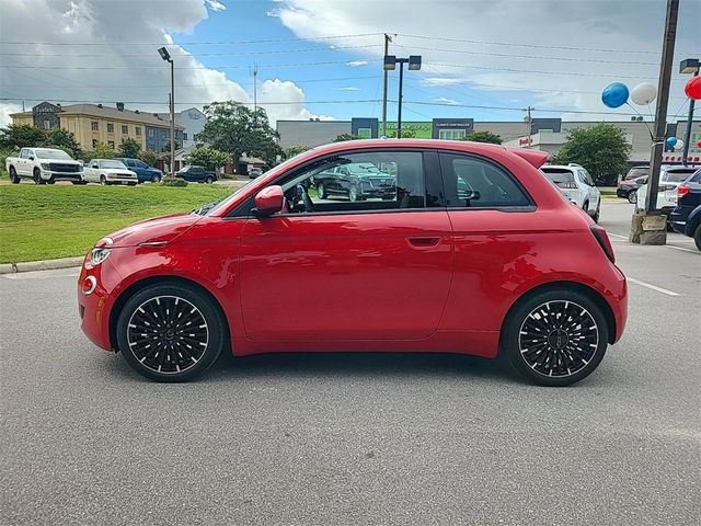 2024 FIAT 500e INSPI(RED)