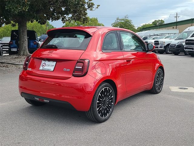 2024 FIAT 500e INSPI(RED)