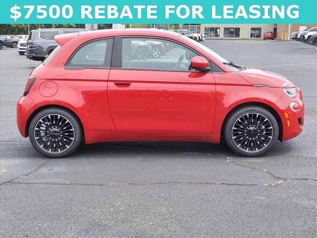 2024 FIAT 500e INSPI(RED)