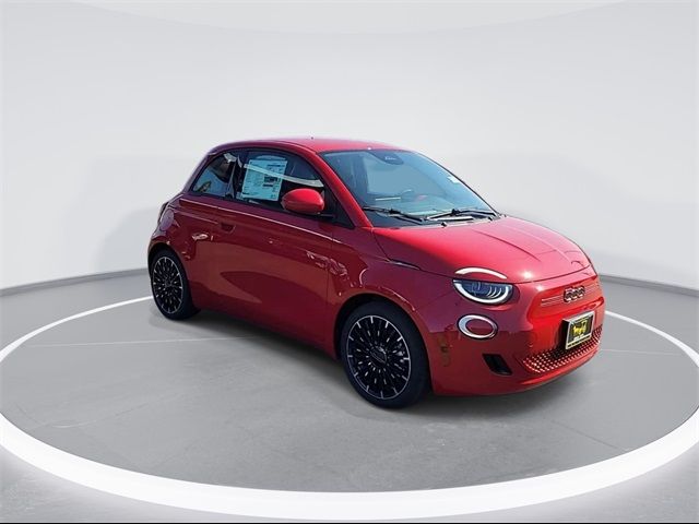 2024 FIAT 500e 