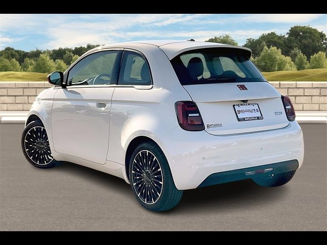 2024 FIAT 500e 