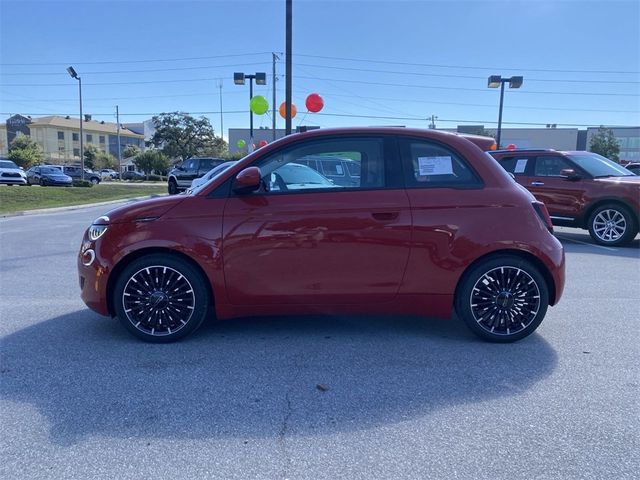 2024 FIAT 500e INSPI(RED)