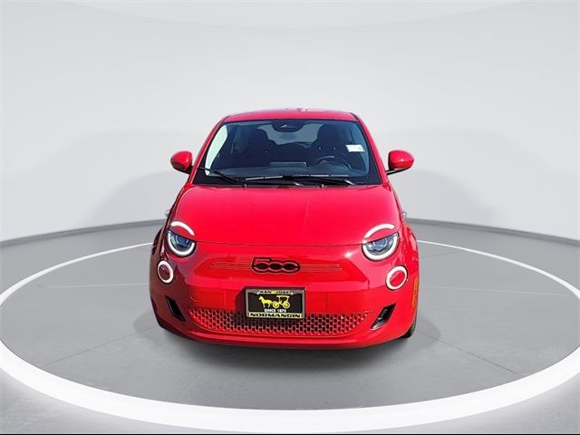 2024 FIAT 500e 