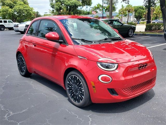 2024 FIAT 500e INSPI(RED)