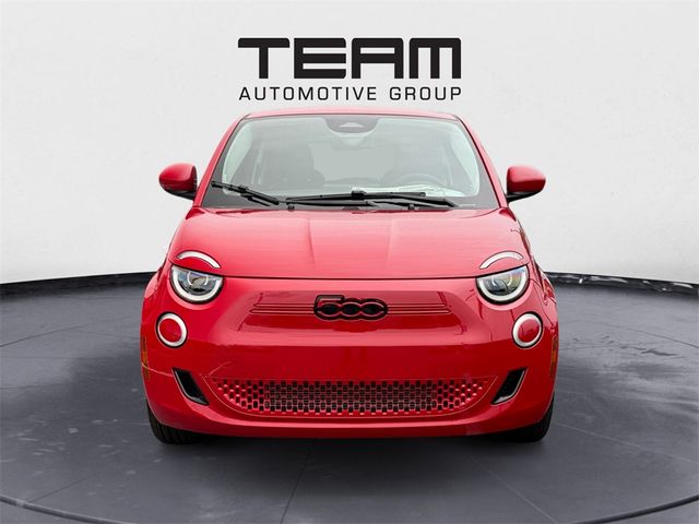 2024 FIAT 500e 