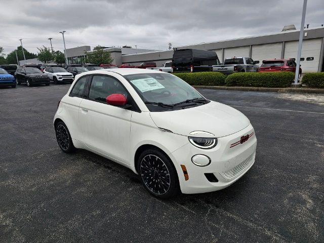 2024 FIAT 500e 